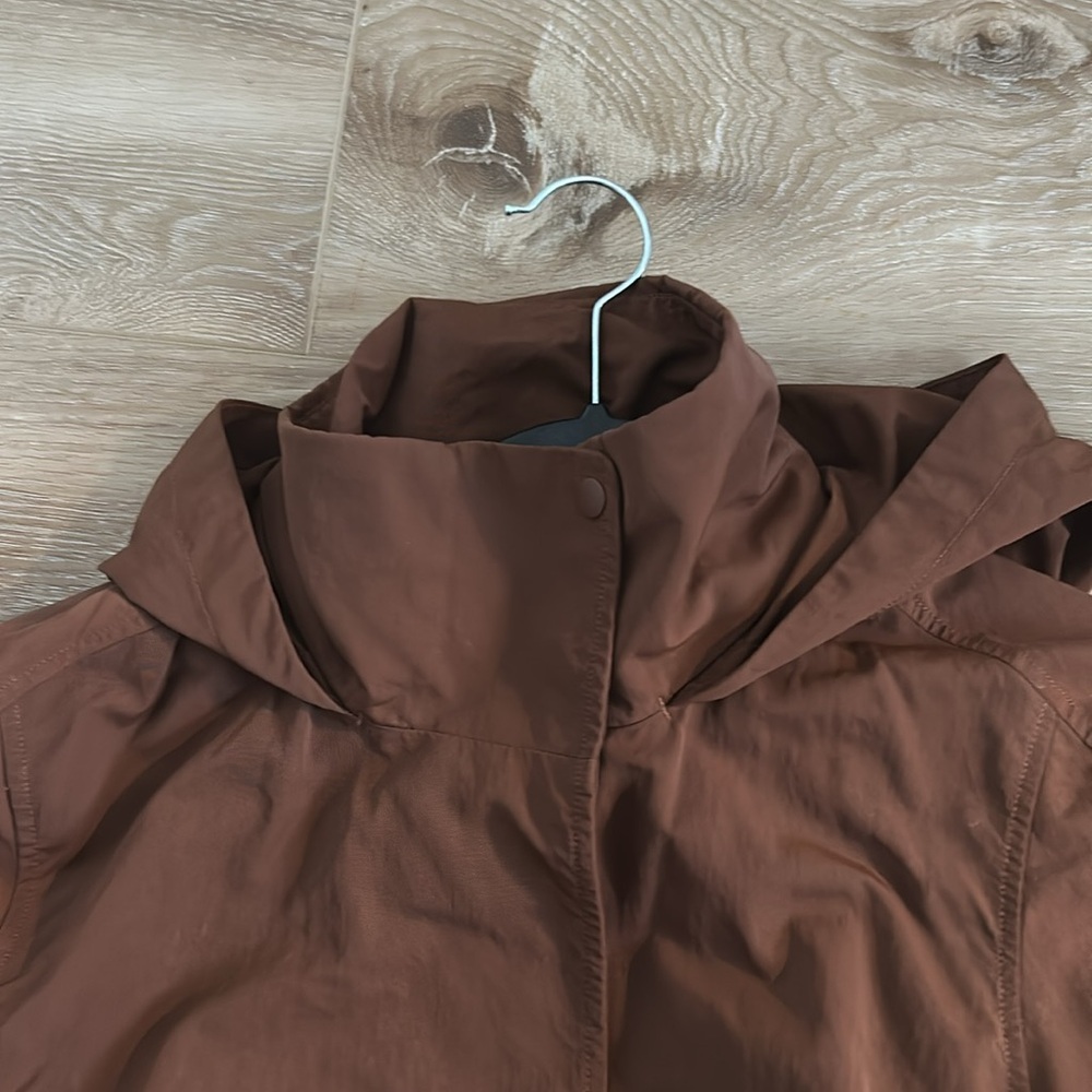 Lululemon always effortless jacket and roasted brown sz 2 - Picture 2 of 3